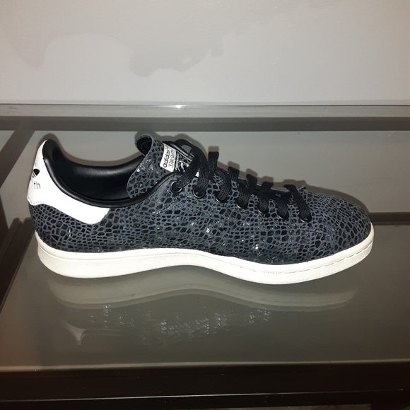 Reptile Embossed Adidas Stan Smith - Picture 5 of 14